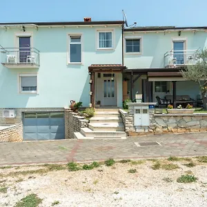 https://apartments-zdravac.in-istria.net